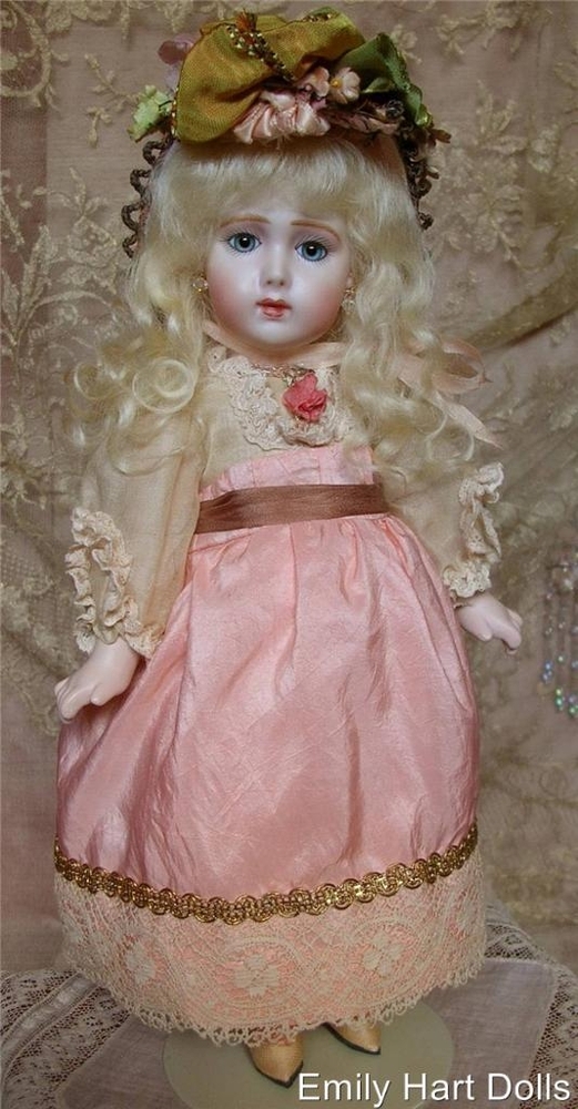 the first doll ever made